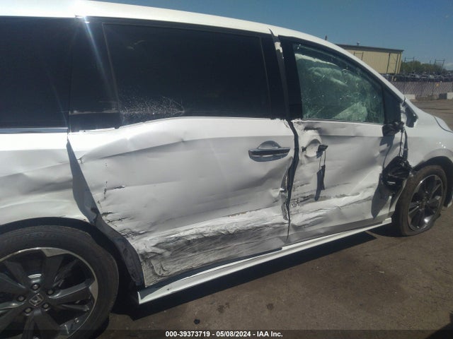 Honda Odyssey Elite 2024 5FNRL6H96RB000183 Image 6