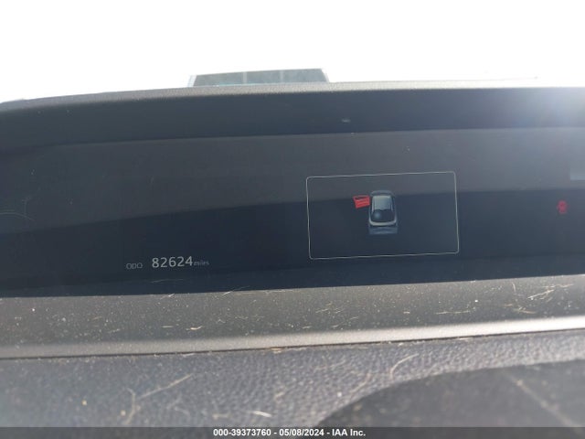 JTDKARFU5K3085231 Toyota Prius Limited