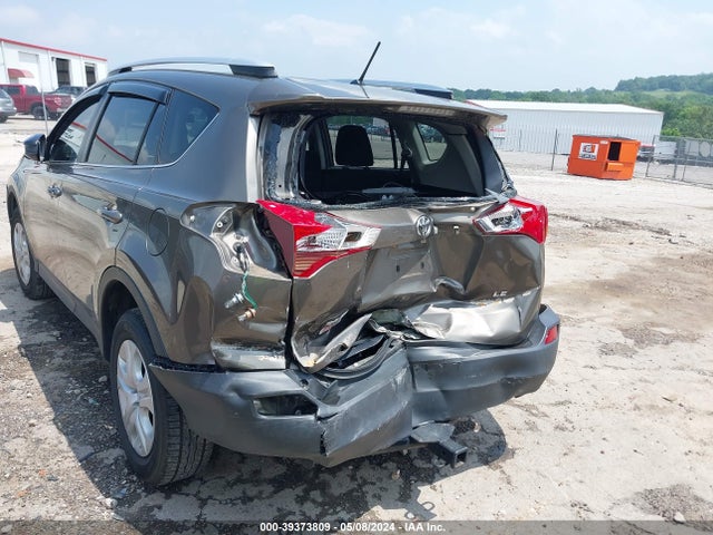 Toyota RAV4 LE 2015 JTMZFREV5FD063532 Image 6