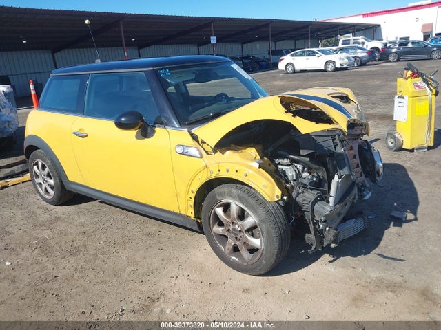 2009 MINI COOPER S WMWMF73559TW85816 Photo 0