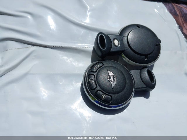 2009 MINI COOPER S WMWMF73559TW85816 Photo 10