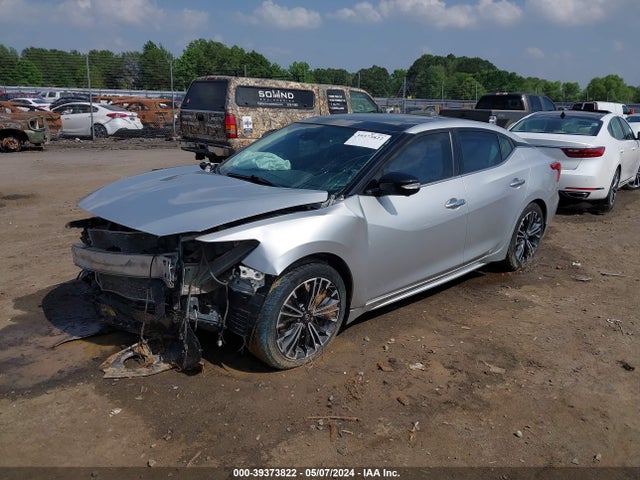 Nissan Maxima 3.5 Platinum 2017 1N4AA6AP9HC414264 Image 2