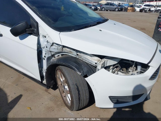Ford FOCUS S 2015 1FADP3E21FL299973 Image 6