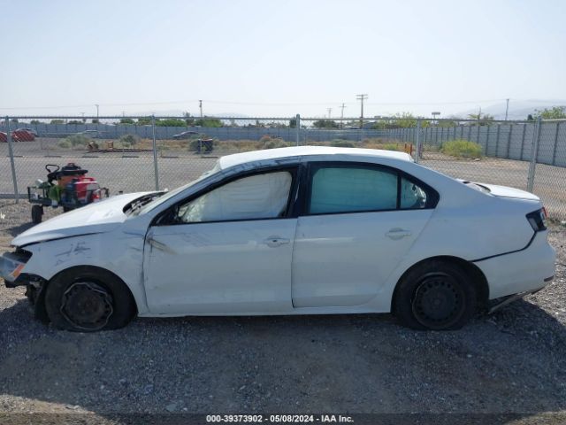 3VW267AJ9GM300700 Volkswagen Jetta 1.4t S