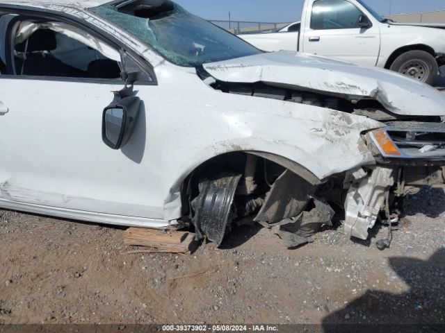 3VW267AJ9GM300700 Volkswagen Jetta 1.4t S