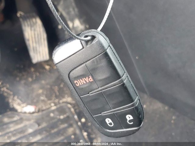 ZACNJBAB3KPK55301 Jeep Renegade Sport 4x4