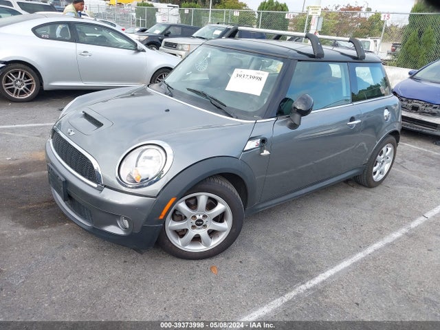 2010 MINI COOPER S WMWMF7C59ATZ69471 Photo 1