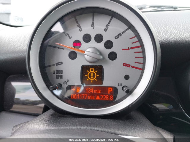 2010 MINI COOPER S WMWMF7C59ATZ69471 Photo 6