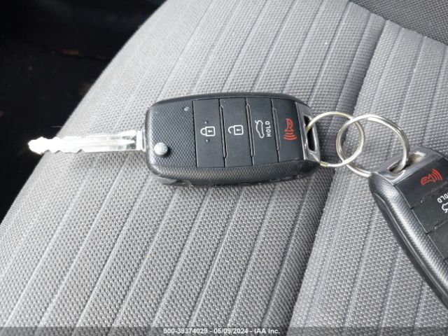 KNAFX4A60E5056222 KIA FORTE LX