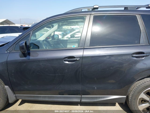 Subaru Forester 2.5i Premium 2017 JF2SJAEC4HH419837 Image 15