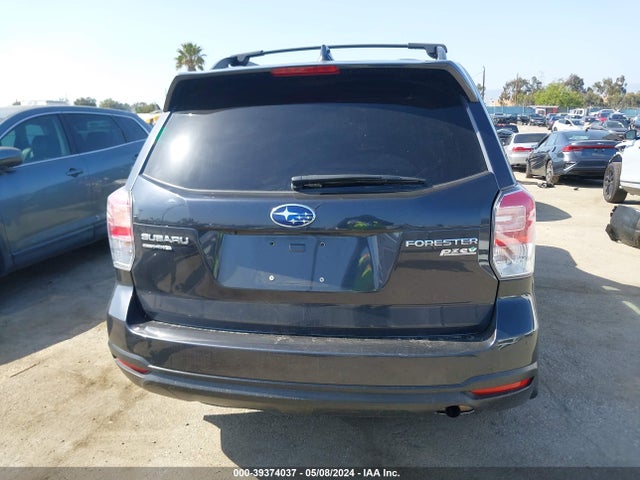 Subaru Forester 2.5i Premium 2017 JF2SJAEC4HH419837 Image 17
