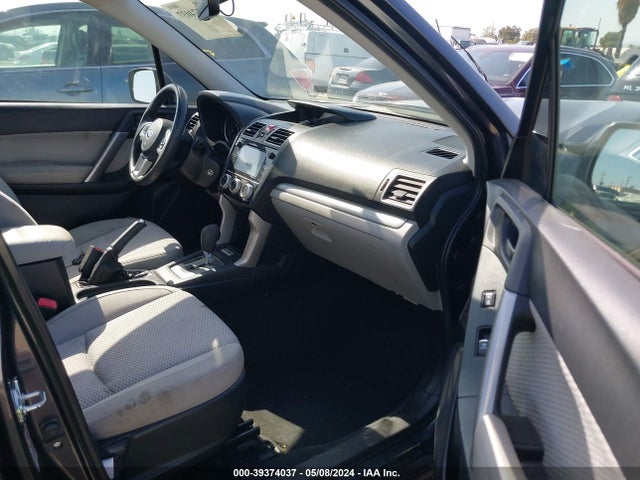 Subaru Forester 2.5i Premium 2017 JF2SJAEC4HH419837 Image 5