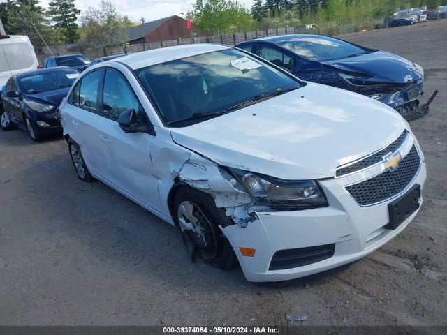 2014 1G1PA5SG6E7144789 main image