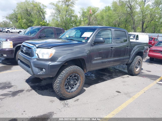 Toyota Tacoma Base V6 2015 3TMLU4EN5FM170194 Image 2