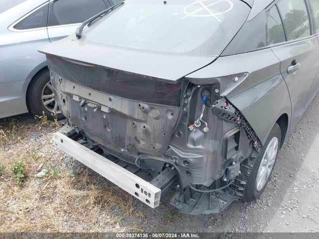 Toyota Prius Le 2022 JTDKAMFU4N3160413 Image 17