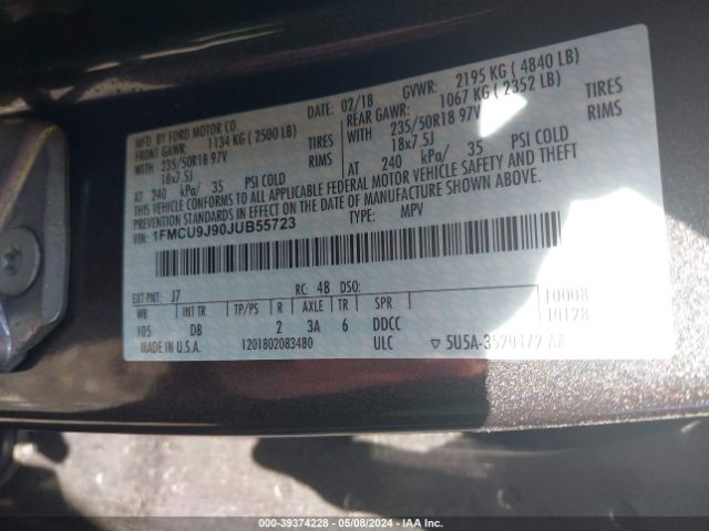 1FMCU9J90JUB55723 Ford Escape Titanium