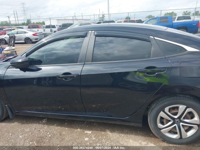 19XFC2F52HE041829 Honda Civic Lx