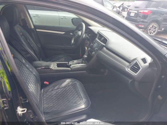 19XFC2F52HE041829 Honda Civic Lx