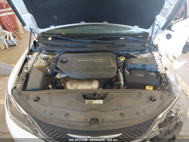 1C3CCCAB1FN681775 Chrysler 200 Limited