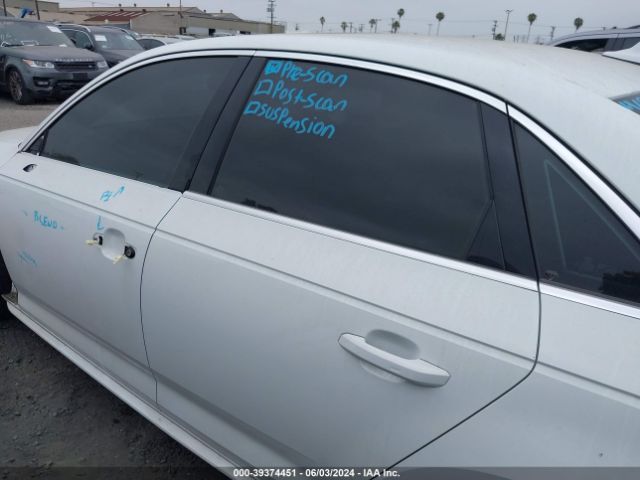 WAULMAF49JN008858 Audi A4 2.0t Tech Ultra Premium/2.0t Ultra Premium