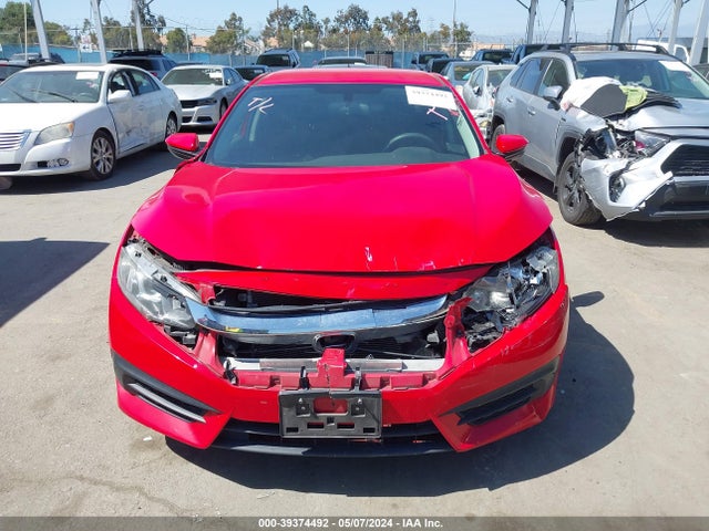 Honda Civic Lx 2018 2HGFC2F58JH556961 Image 12