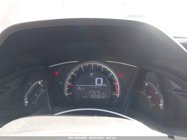 Honda Civic Lx 2018 2HGFC2F58JH556961 Image 7