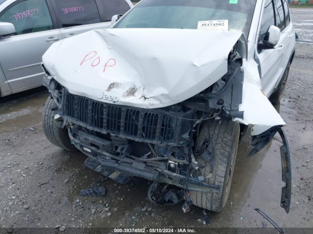 1C4RJEAG4GC436985 Jeep Grand Cherokee Laredo