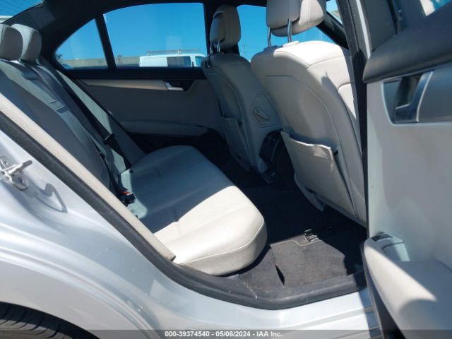 WDDGF4HB5EG242250 Mercedes-Benz C 250 Luxury/sport