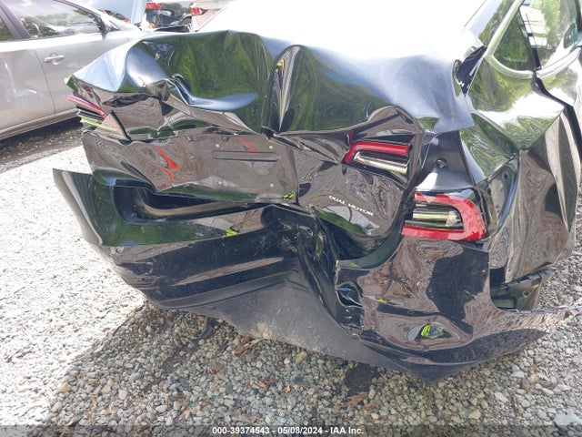 Tesla Model 3 Long Range/performance 2018 5YJ3E1EB4JF184733 Image 22