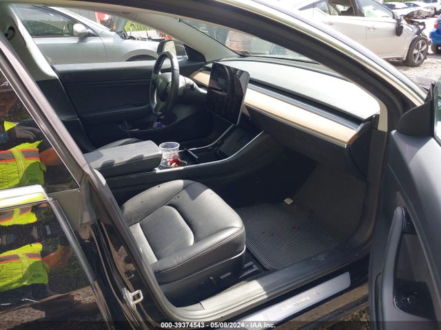 Tesla Model 3 Long Range/performance 2018 5YJ3E1EB4JF184733 Image 5