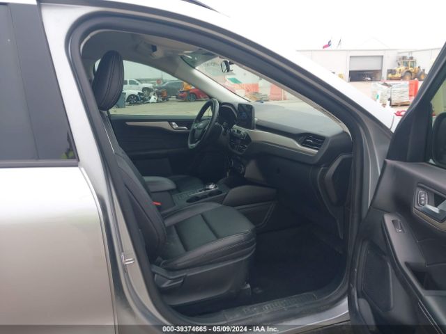 1FMCU9CZ8MUA52017 Ford Escape Sel Hybrid