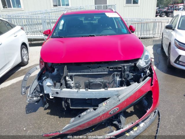 KNDCE3LC3J5175420 KIA Niro Touring