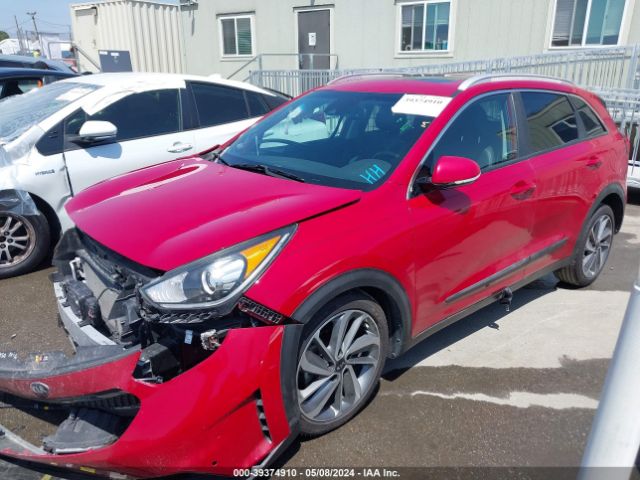 KNDCE3LC3J5175420 KIA Niro Touring