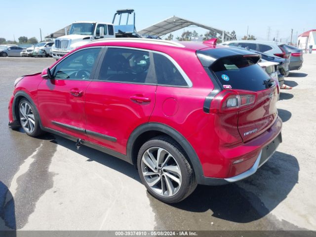 KNDCE3LC3J5175420 KIA Niro Touring