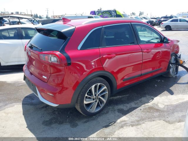KNDCE3LC3J5175420 KIA Niro Touring