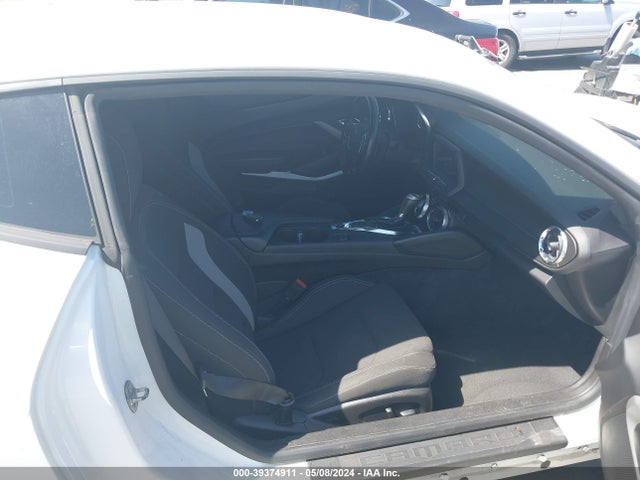 Chevrolet Camaro 1lt 2018 1G1FB1RS8J0179591 Image 8