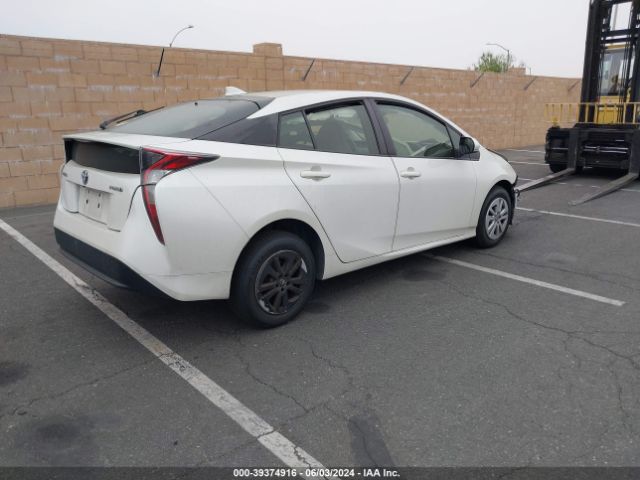 JTDKBRFU0G3020033 Toyota Prius Two
