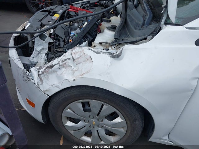 Chevrolet Cruze Ls Auto 2014 1G1PA5SG0E7295921 Image 14