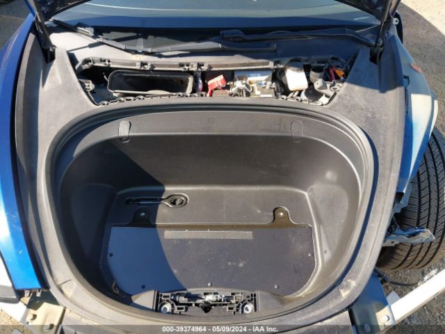 5YJ3E1EA8JF013703 Tesla Model 3 Long Range/mid Range