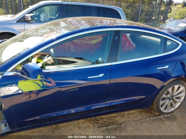 5YJ3E1EA8JF013703 Tesla Model 3 Long Range/mid Range