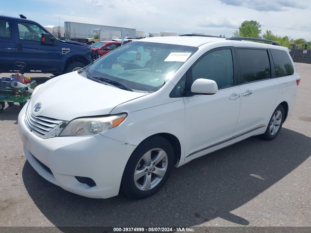 Toyota Sienna Le 8 Passenger 2016 5TDKK3DC9GS697023 Image 2