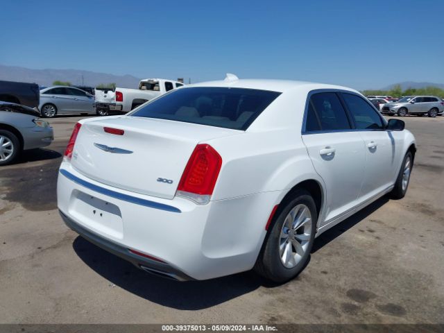 2C3CCAAG5GH224199 Chrysler 300 Limited