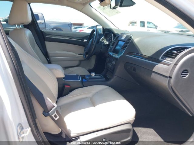 2C3CCAAG5GH224199 Chrysler 300 Limited