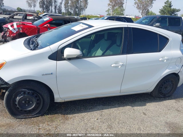 Toyota Prius C One 2014 JTDKDTB31E1078309 Image 14