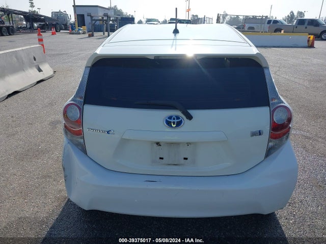 Toyota Prius C One 2014 JTDKDTB31E1078309 Image 16