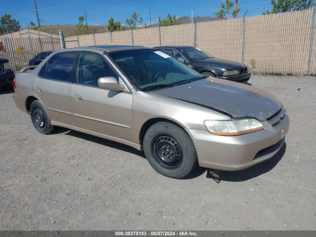 Auction sale of the 2000 Honda Accord 3.0 Ex, vin: 1HGCG1655YA053141, lot number: 39375183