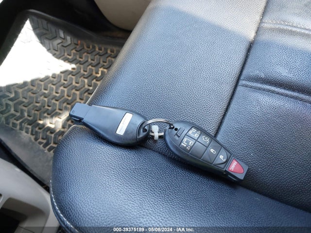 2C4RC1BG2ER294237 Chrysler Town & Country Touring