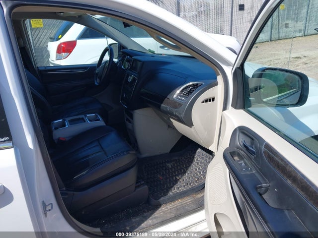2C4RC1BG2ER294237 Chrysler Town & Country Touring