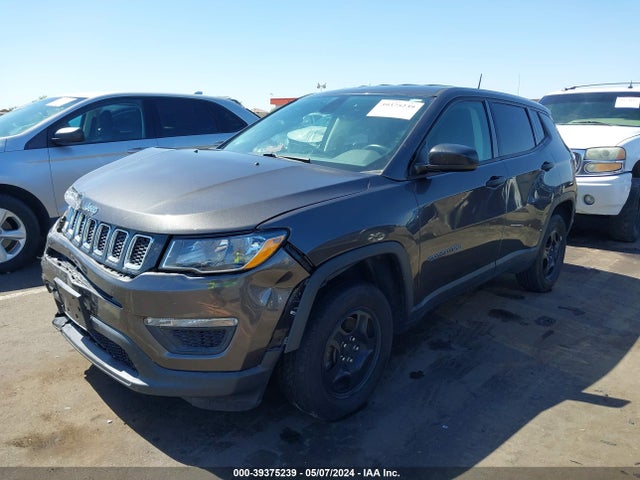 3C4NJDAB1JT135163 Jeep Compass Sport 4x4
