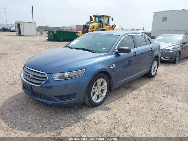 Ford TAURUS SE 2018 1FAHP2D8XJG115620 Image 2